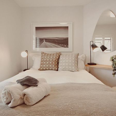 Luxury On Dorp Apartment Stellenbosch Exterior photo